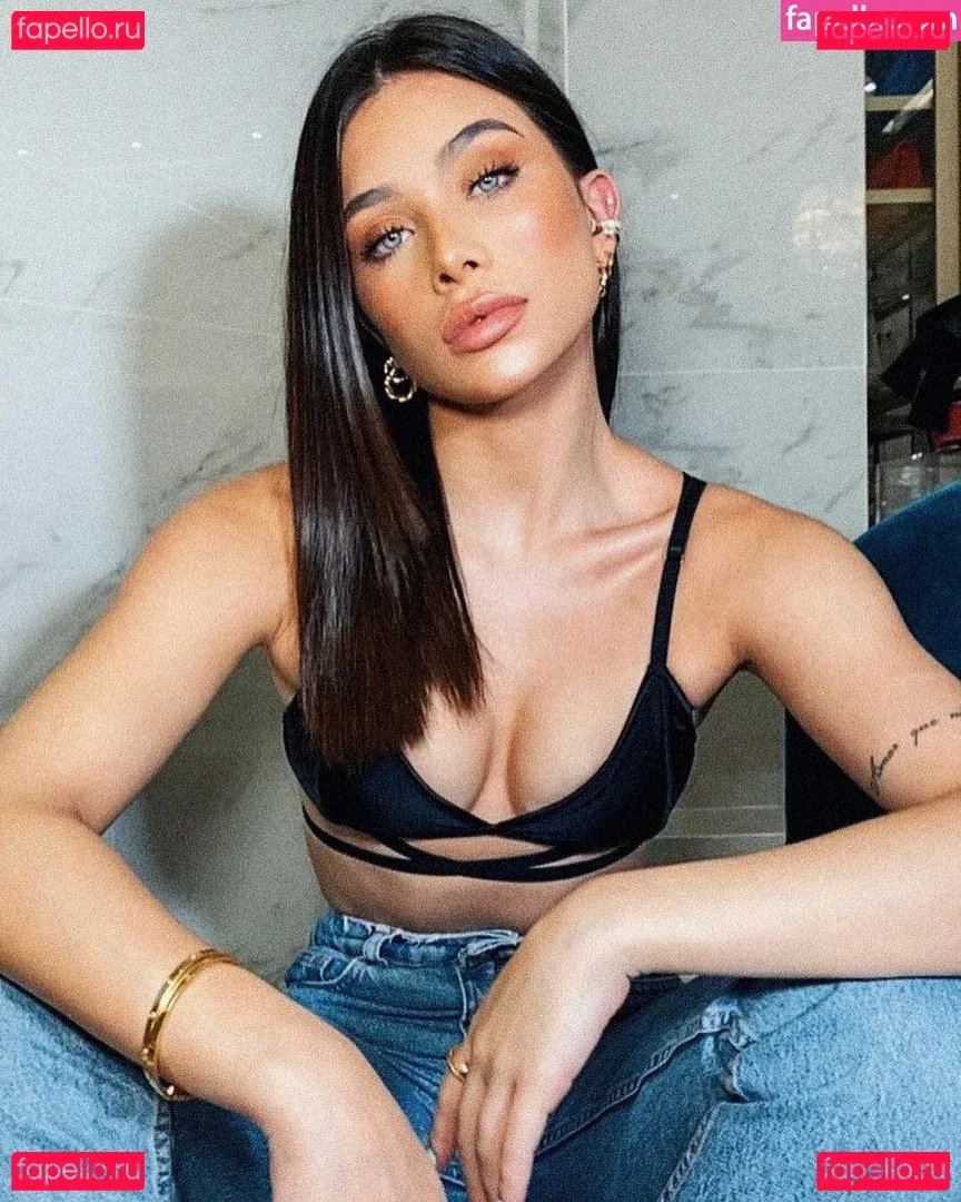 Flavia Pavanelli Onlyfans Photo Gallery 