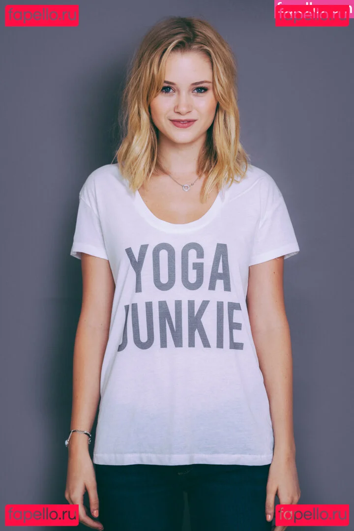 Virginia Gardner Onlyfans Photo Gallery 