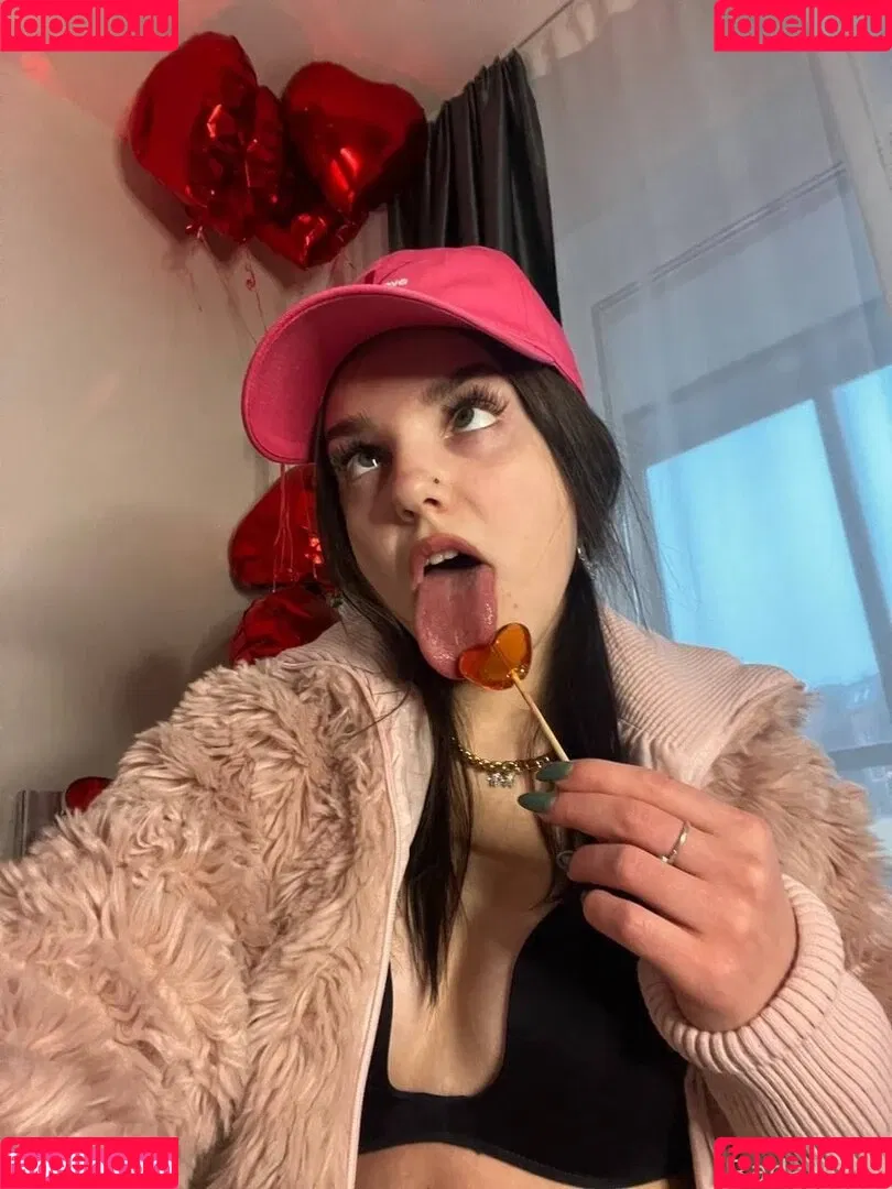 Radmila Maro Onlyfans Photo Gallery 