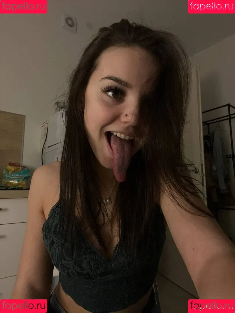 Radmila Maro Onlyfans Photo Gallery 