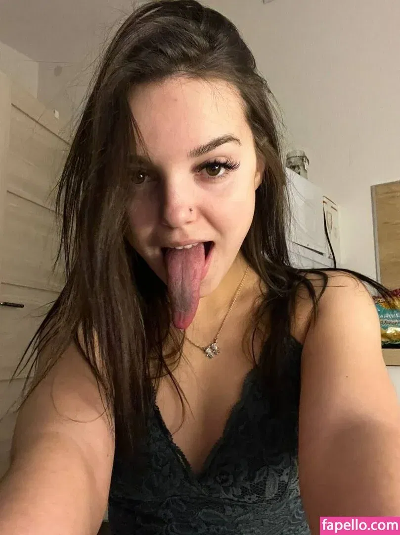 Radmila Maro Onlyfans Photo Gallery 