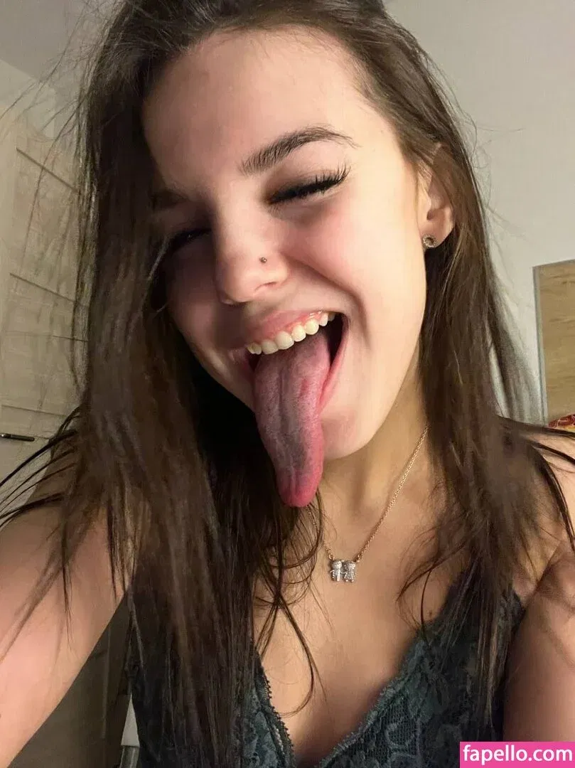 Radmila Maro Onlyfans Photo Gallery 