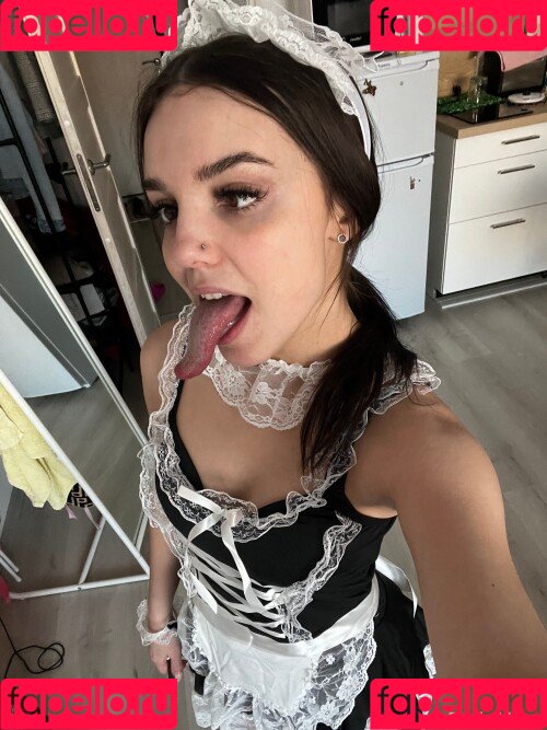 Radmila Maro Onlyfans Photo Gallery 