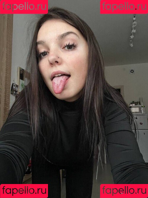 Radmila Maro Onlyfans Photo Gallery 