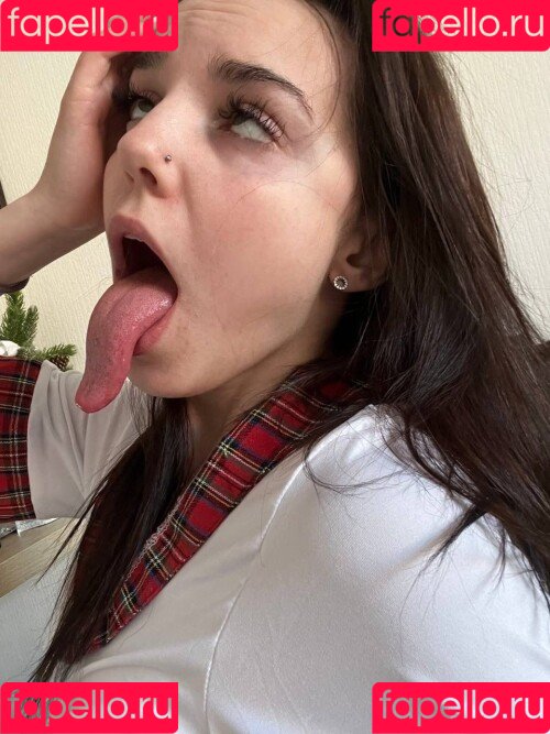 Radmila Maro Onlyfans Photo Gallery 