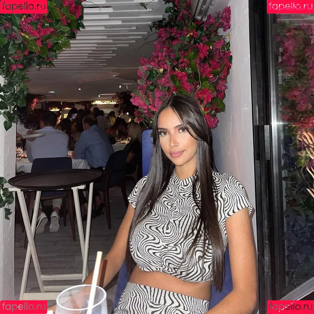 Chirine Sabaiti Onlyfans Photo Gallery 