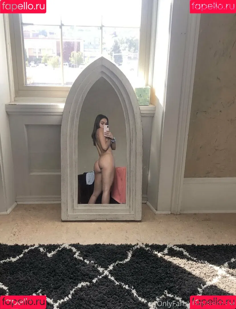 sisirosee Onlyfans Photo Gallery 
