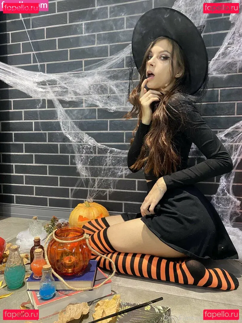 lana.virg Onlyfans Photo Gallery 