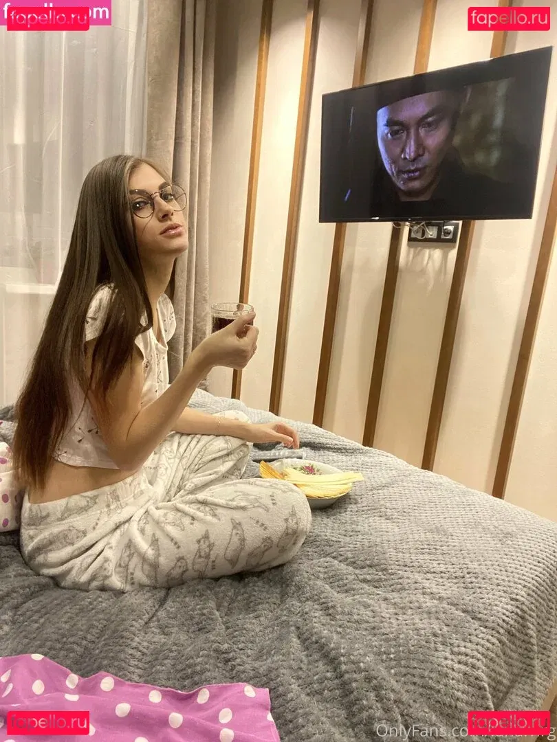 lana.virg Onlyfans Photo Gallery 