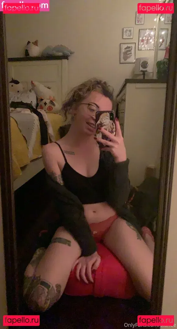 sidhee Onlyfans Photo Gallery 