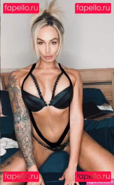 HyIey Vernon Onlyfans Photo Gallery 