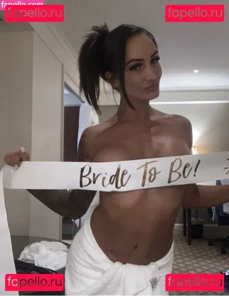 HyIey Vernon Onlyfans Photo Gallery 