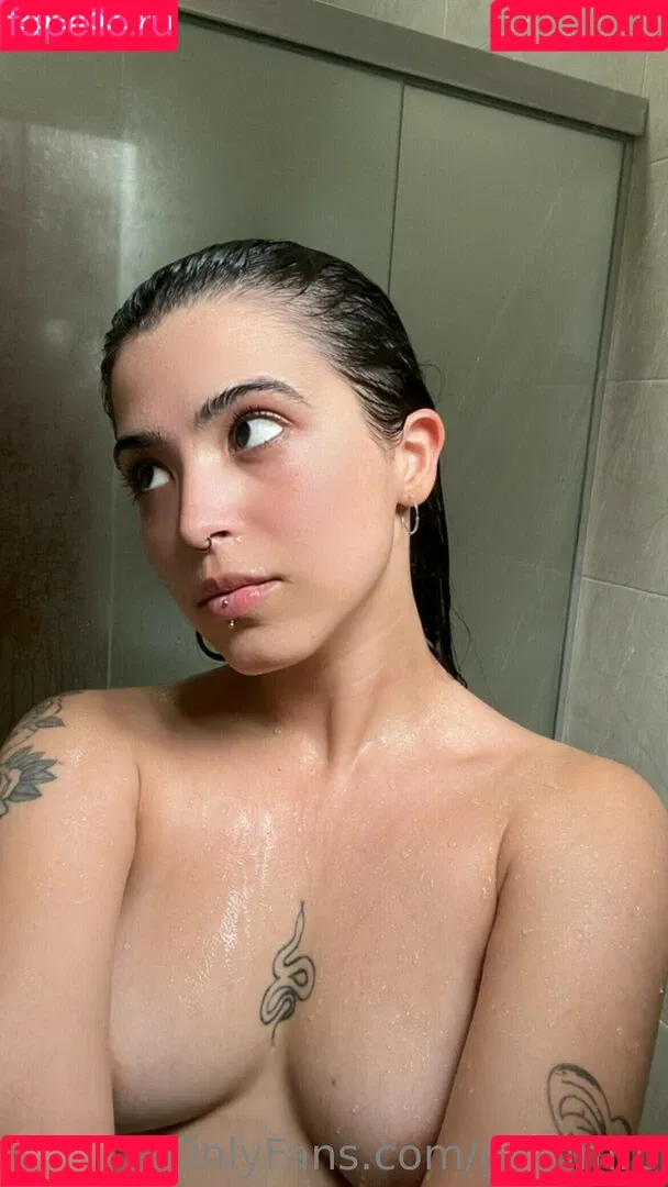 glrmmro Onlyfans Photo Gallery 