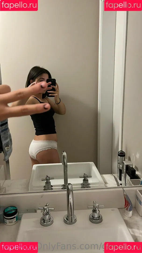 glrmmro Onlyfans Photo Gallery 