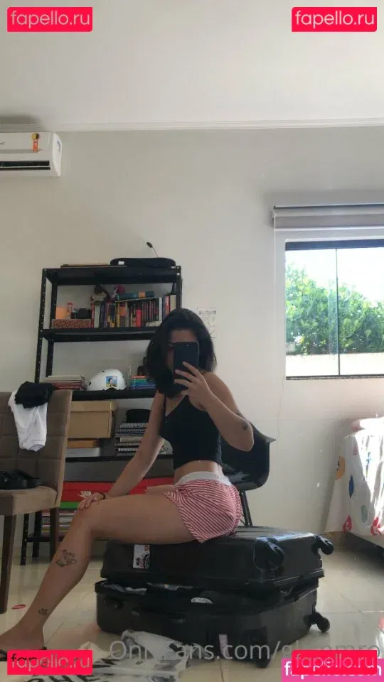glrmmro Onlyfans Photo Gallery 
