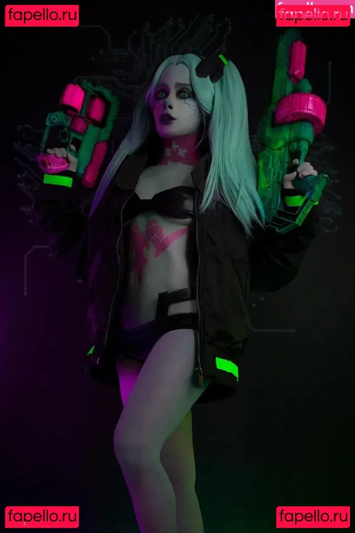 The Little Vampyr Onlyfans Photo Gallery 