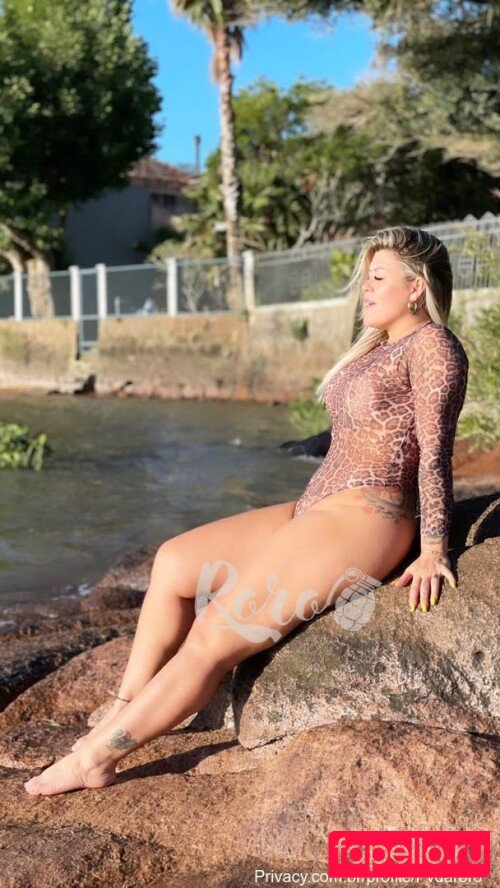 Roro Granada Nude Onlyfans Photo 7