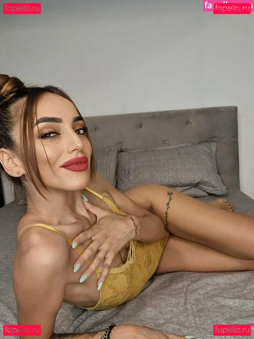 lorengrey Onlyfans Photo Gallery 