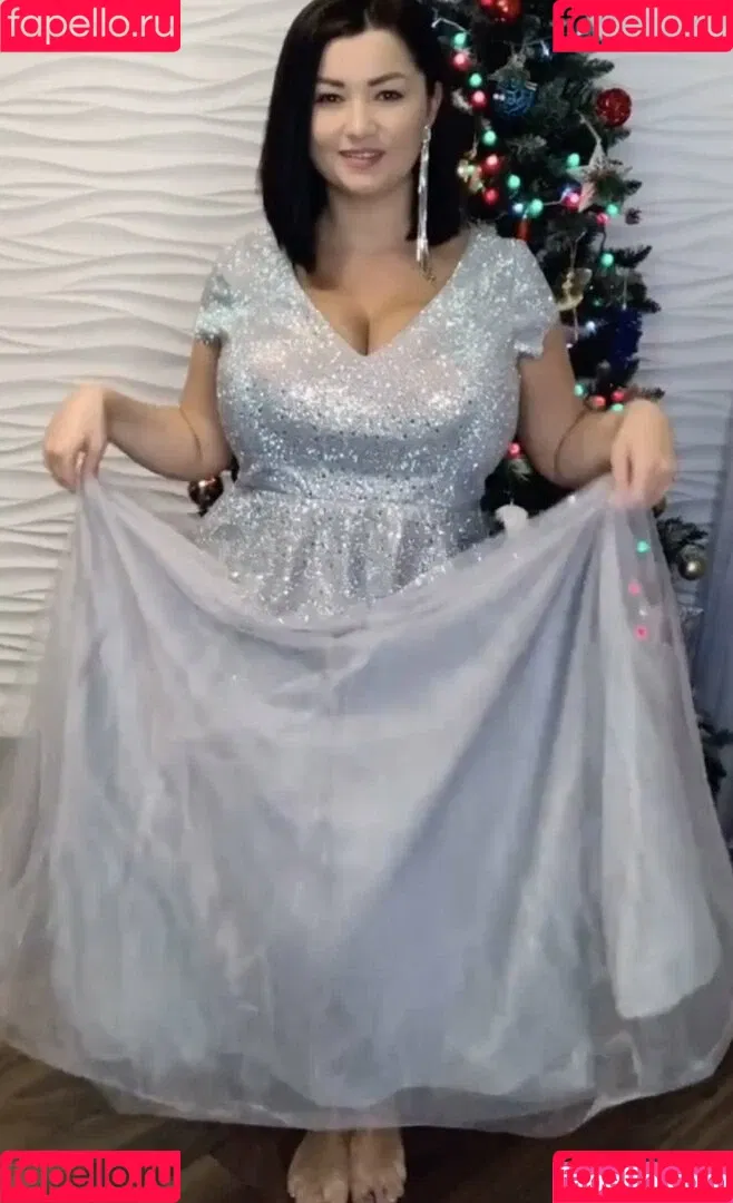 Irina P Onlyfans Photo Gallery 