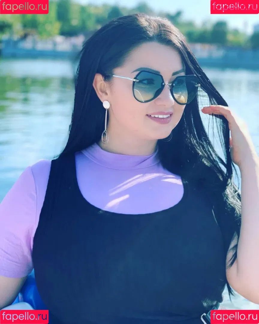 Irina P Onlyfans Photo Gallery 