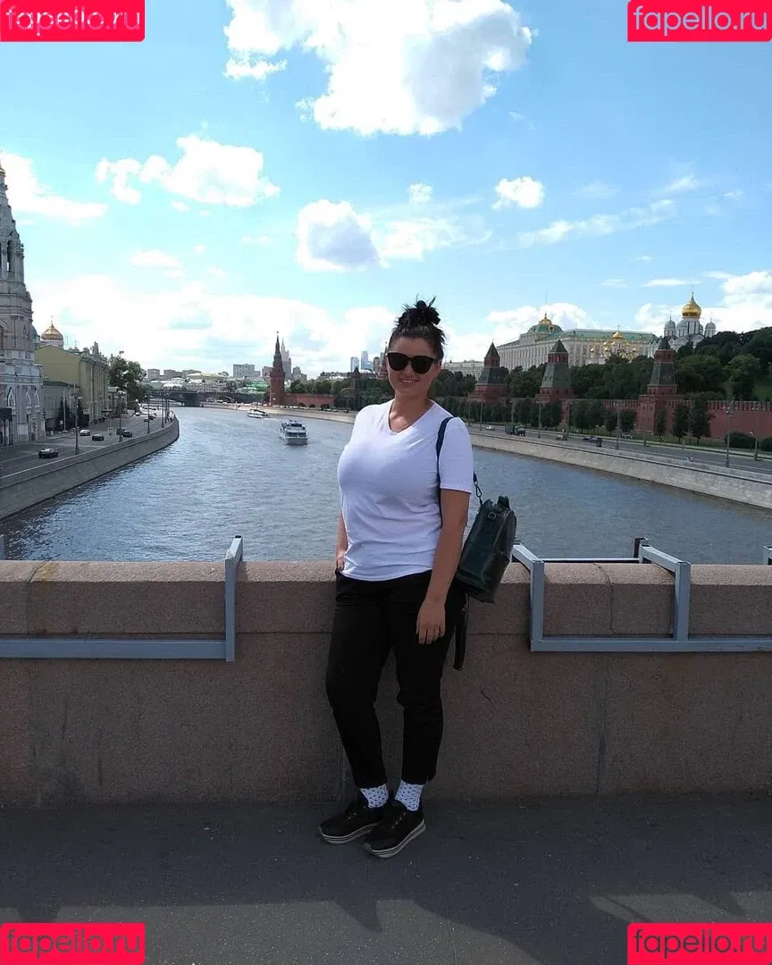 Irina P Onlyfans Photo Gallery 