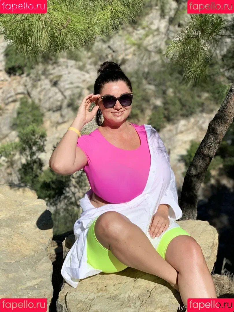 Irina P Onlyfans Photo Gallery 