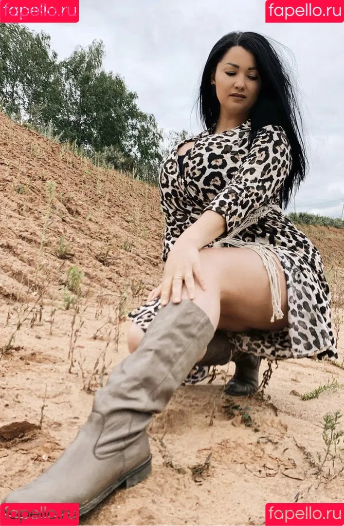 Irina P Onlyfans Photo Gallery 