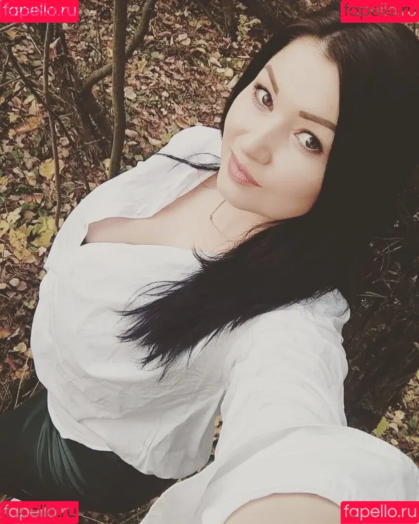 Irina P Onlyfans Photo Gallery 