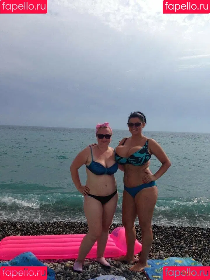 Irina P Onlyfans Photo Gallery 