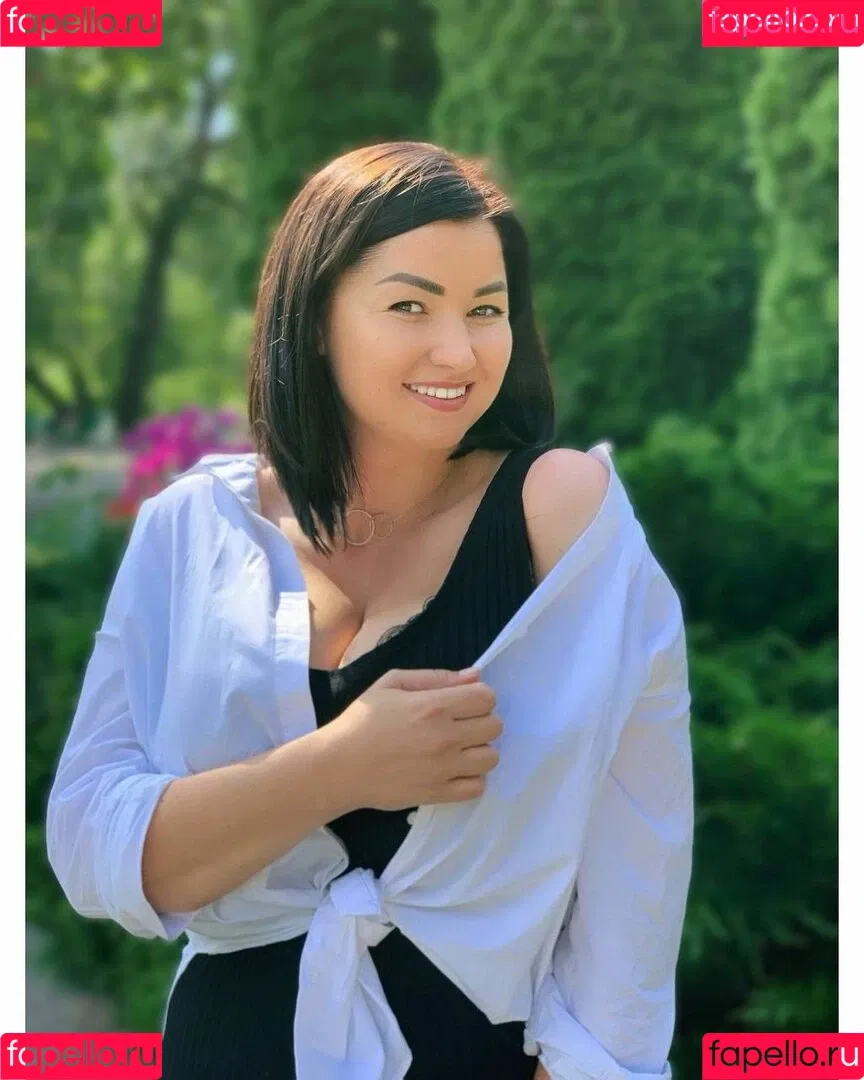 Irina P Onlyfans Photo Gallery 
