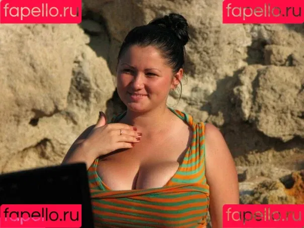 Irina P Onlyfans Photo Gallery 