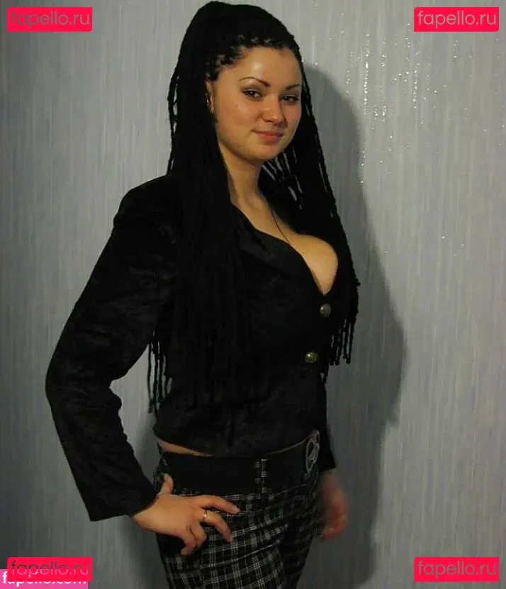 Irina P Onlyfans Photo Gallery 