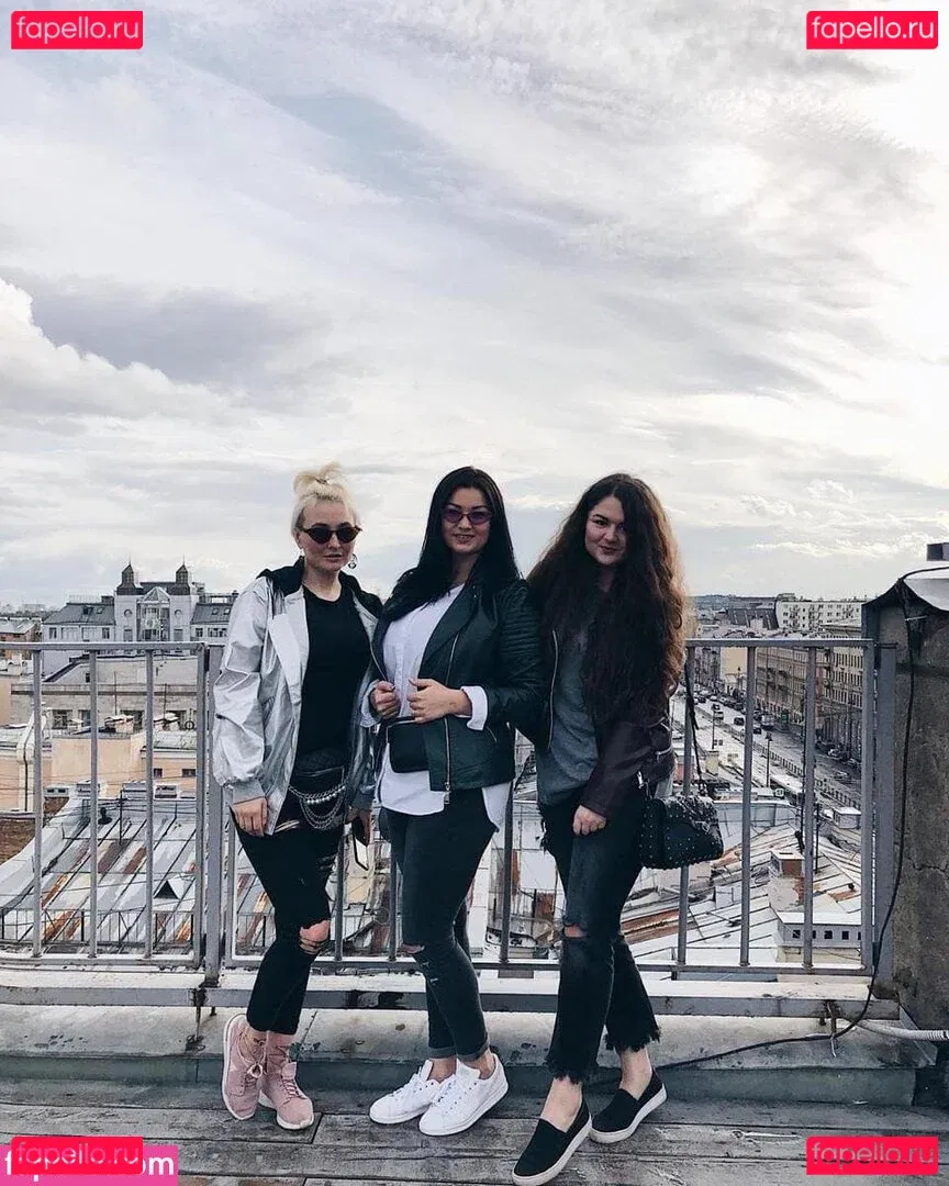 Irina P Onlyfans Photo Gallery 