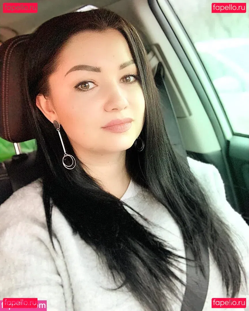 Irina P Onlyfans Photo Gallery 