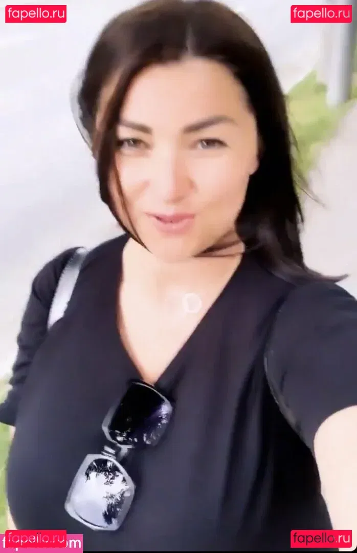 Irina P Onlyfans Photo Gallery 