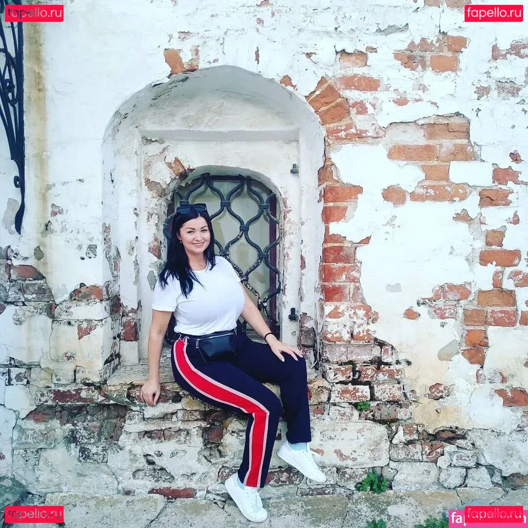 Irina P Onlyfans Photo Gallery 