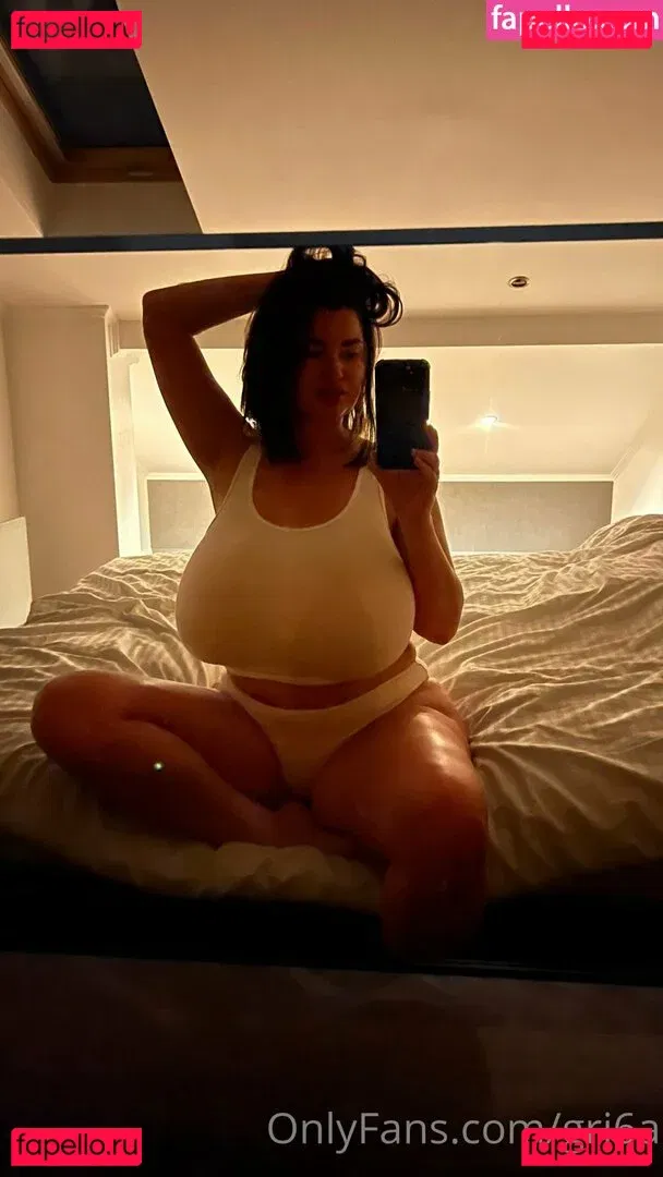 Irina P Onlyfans Photo Gallery 