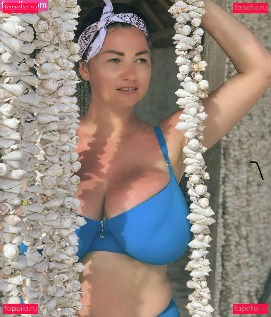 Irina P Onlyfans Photo Gallery 