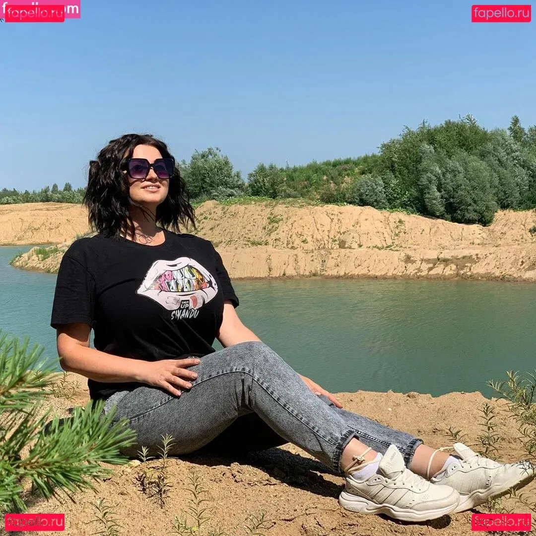 Irina P Onlyfans Photo Gallery 