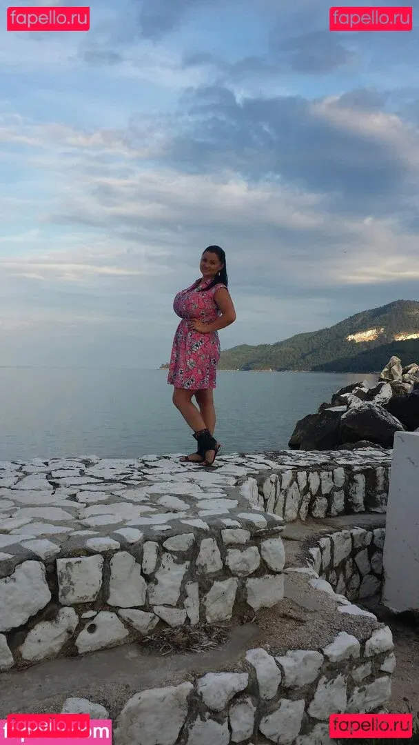 Irina P Onlyfans Photo Gallery 