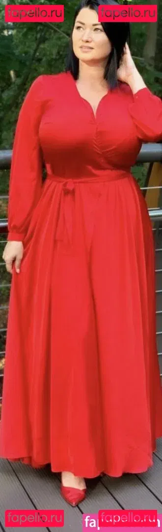 Irina P Onlyfans Photo Gallery 