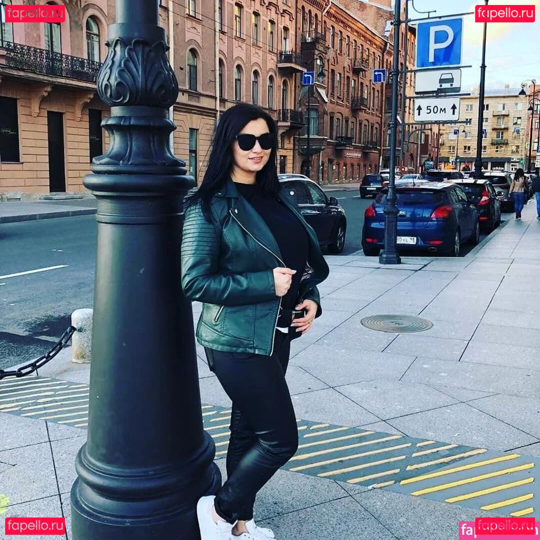 Irina P Onlyfans Photo Gallery 