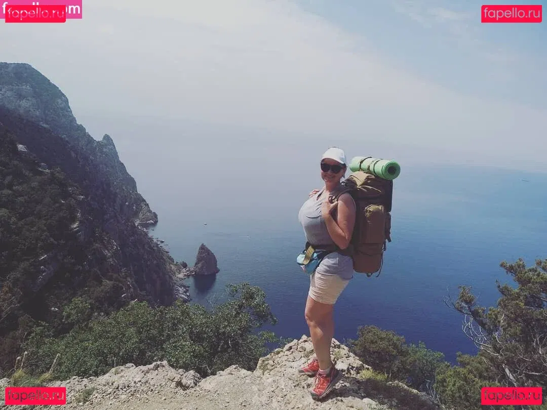 Irina P Onlyfans Photo Gallery 