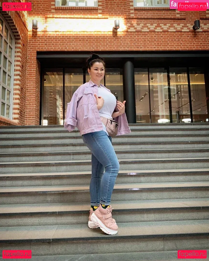 Irina P Onlyfans Photo Gallery 