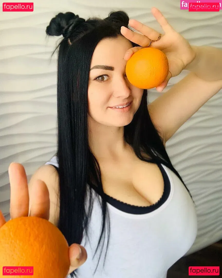 Irina P Onlyfans Photo Gallery 