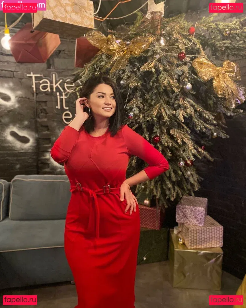 Irina P Onlyfans Photo Gallery 