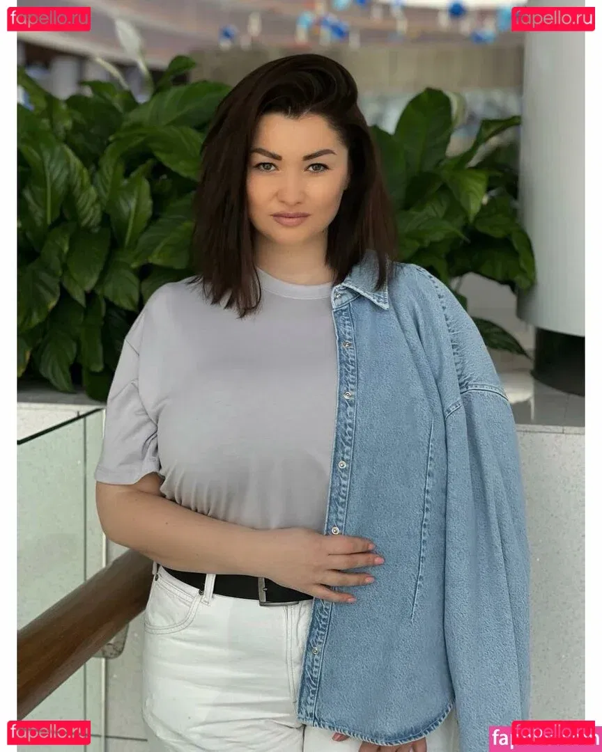 Irina P Onlyfans Photo Gallery 