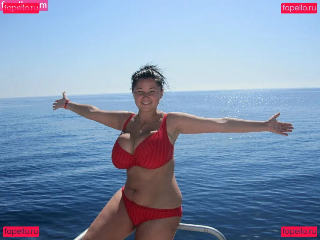 Irina P Onlyfans Photo Gallery 