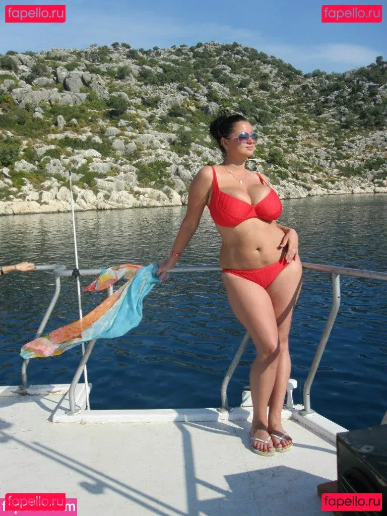 Irina P Onlyfans Photo Gallery 