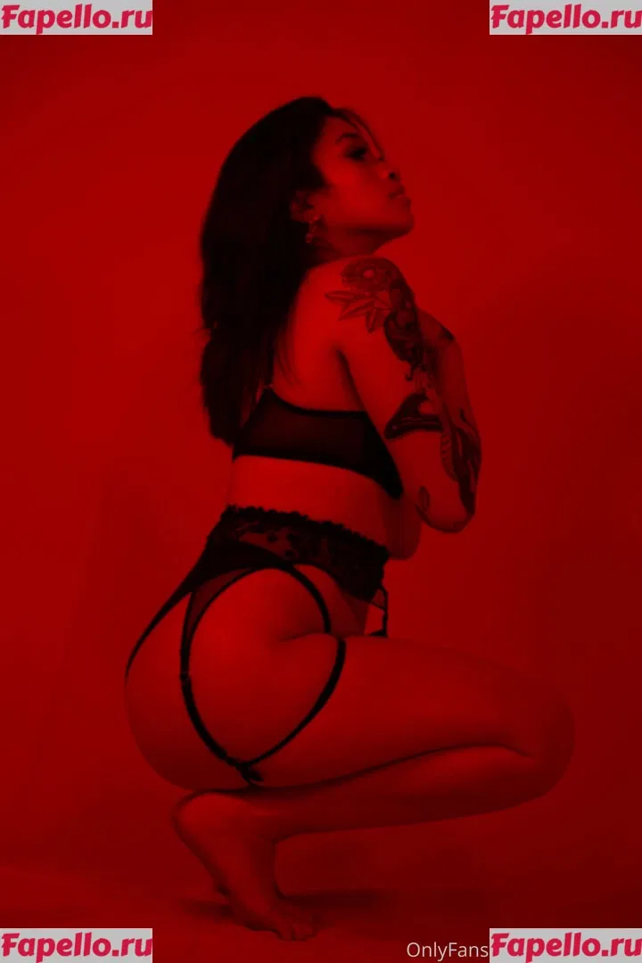 Matrixmika Onlyfans Photo Gallery 